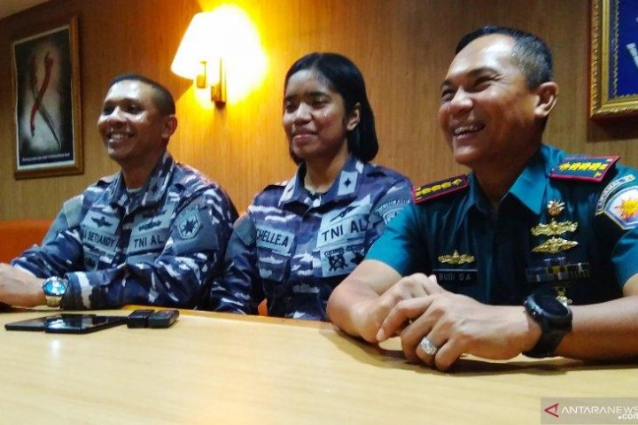 Letda Michelle, Taruni pertama asal Papua bertugas di kapal perang