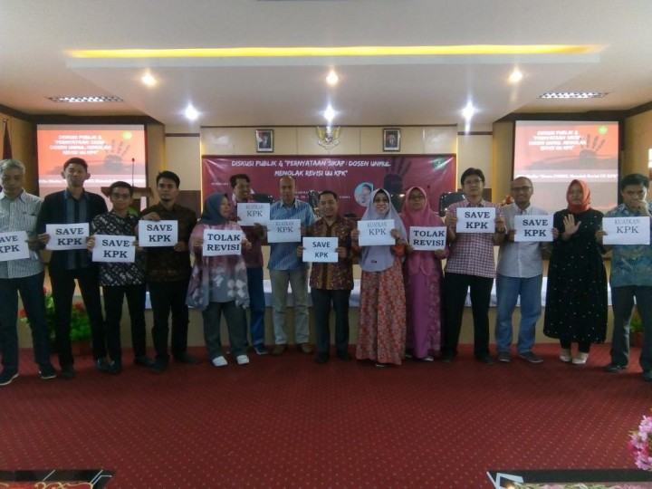 Tolak  Revisi UU KPK Dosen Diteror Penelpon Misterius