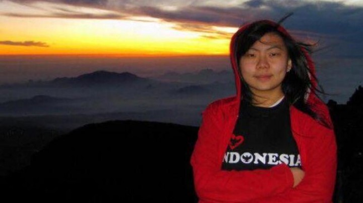 LSM Asing Surati Jokowi Setop Kasus Veronica Koman 