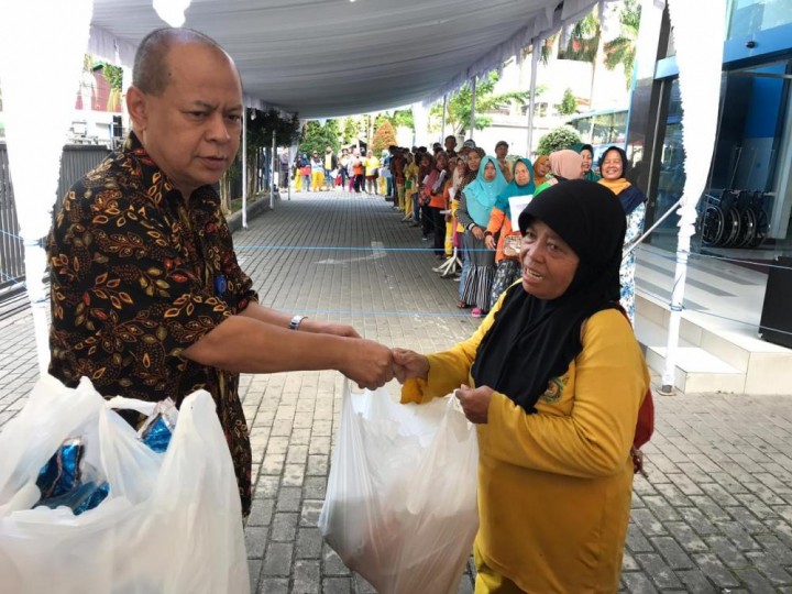 Luar Biasa! RS. Haji Darjad Bagi 1153 Paket Sembako Sepanjang Ramadan
