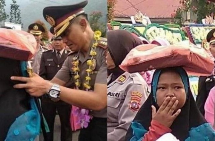 Viral Gadis Kecil Penjual Onde-Onde Terobos Upacara Pisah Sambut Kapolres