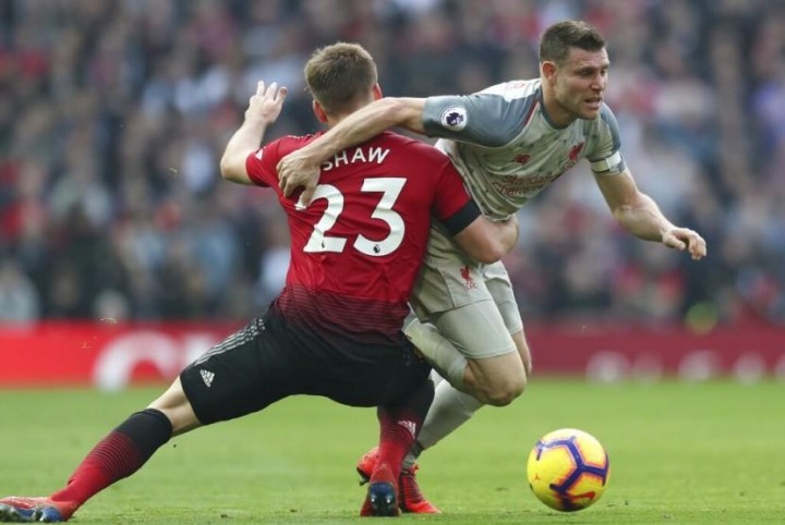 Seri Lawan MU, Liverpool ke Puncak Klasemen 