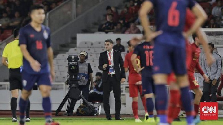 Legenda Timnas Indonesia: Simon Beda Kelas dengan Milla 