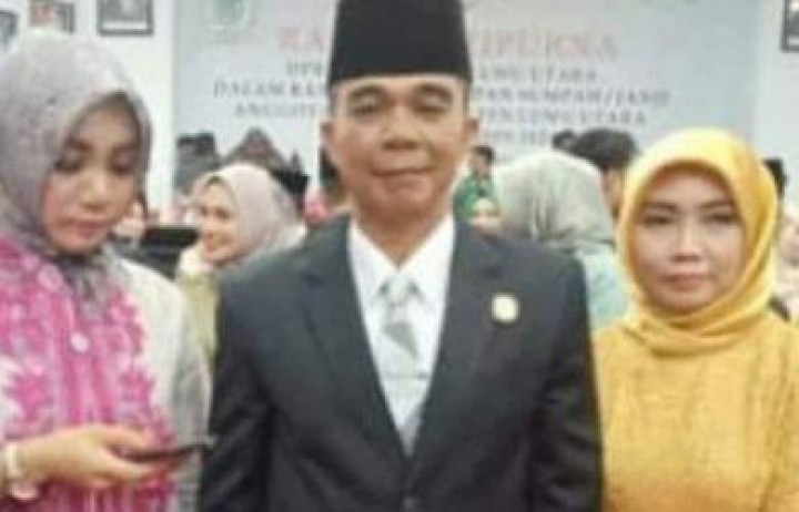 Kisah Anggota DPRD: Bawa 3 Istri ke Pelantikan, Baru Seminggu Sudah Gadaikan SK
