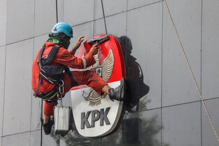 KPK Usulkan Imbalan Pelapor Korupsi Diperbesar