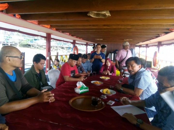 Sekkab Kukar Pimpin IKA SMU Kesatuan 1 Samarinda