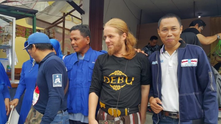 Mustafa Debu Sapa Warga Graha Indah, Balikpapan 