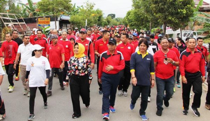 Jalan Sehat di Bontang, Kapolda Sosialisasi Kamtibmas 