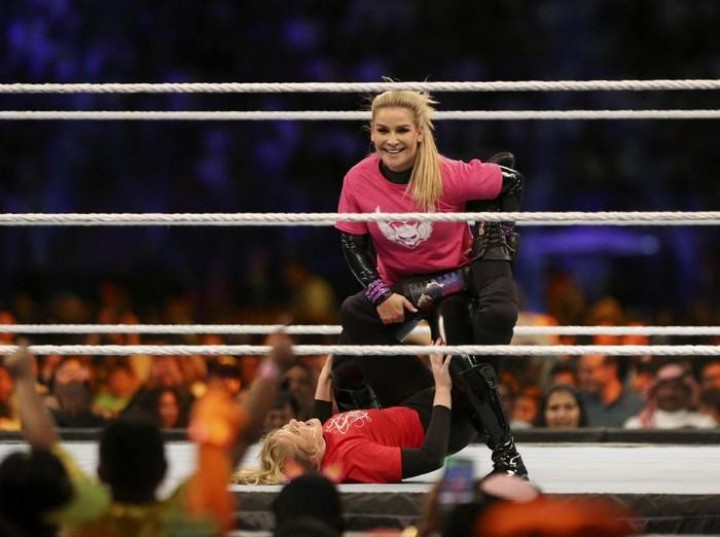 Pertamakali Pertandingan Gulat Wanita WWE Digelar di Arab Saudi