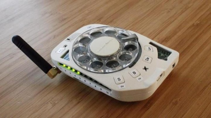 Ponsel Teraneh di Dunia, Pakai Nomor Putar Ala Telepon Jadul