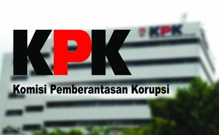 11 Jam Geledah Dua Kantor Dinas Kukar, KPK Bawa Dua Koper