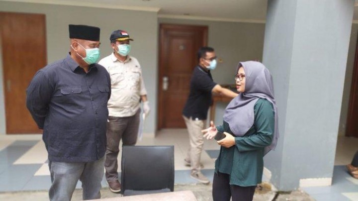 Bupati Kukar Edi Damansyah ke Area Isolasi Pelajar dan Mahasiswa, Tiba dari Daerah Pandemi Corona