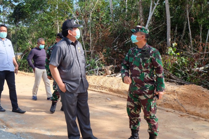 Kunjungi Proyek TMMD, Abdulloh Usulkan Semua Proyek Desa Digarap TNI