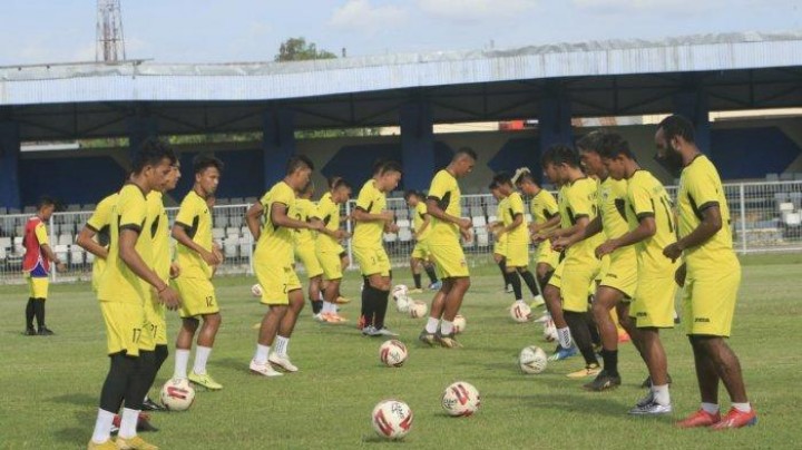 Pandemi Virus Covid-19, Manajemen Tunggu Keputusan PSSI, Mitra Kukar tak Ada Pengecekan Pemain