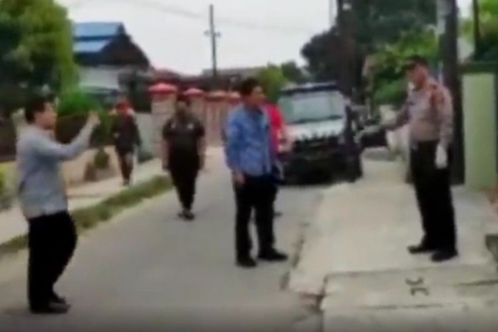 Anggota DPRD Medan Cekcok dengan Polisi, Teriak Mana Corona Biar Kutelan