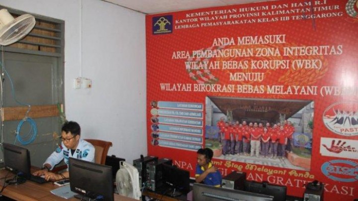 Cegah Virus Covid-19, Lapas Klas IIA Tenggarong Berikan Tempat Video Call Bagi Warga Binaan