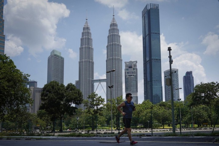 Murah Banget, Segini Harga Bensin di Malaysia
