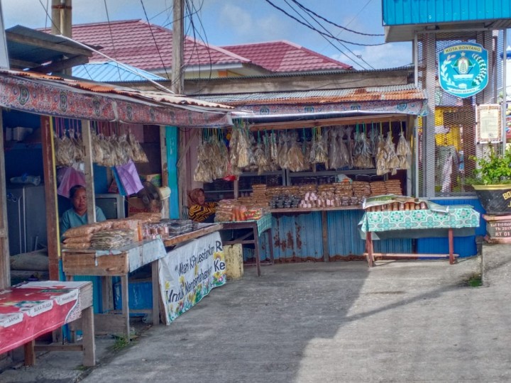 Pedagang Ikan Asin dan Terasi Menjerit, Omzet Turun Drastis Kerap Dagangan Tak Laku