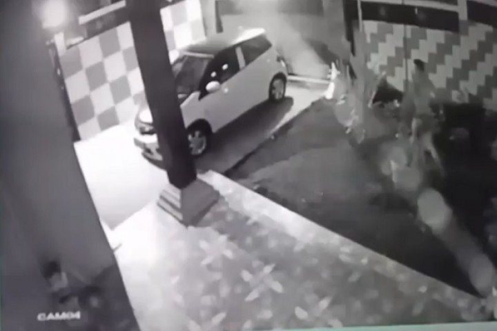 Pencuri Hanya Pakai Celana Dalam Gegerkan Tawangmangu Karanganyar
