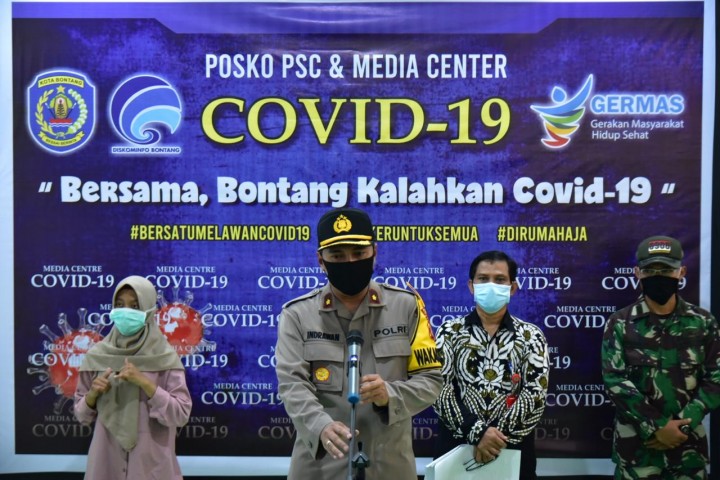 Perketat Patroli di Zona Merah Covid-19, Kapolres Bontang Ajak Warga Patuhi Imbauan Pemerintah