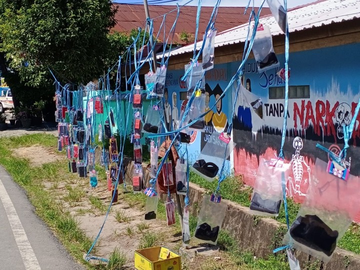 Siasat Pedagang Kaki Lima saat Pandemi Corona, Beralih Jual Masker hingga Pasar Online