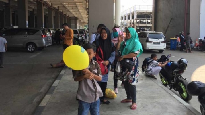 Skenario Jokowi: Libur Lebaran Digeser Usai Corona, Mudik Difasilitasi