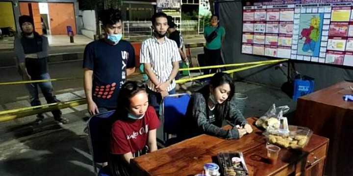'Prank' Petugas Medis Mengaku Positif Corona, Gadis Ini Ditangkap