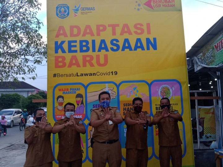 Adaptasi New Normal, Kelurahan Api-Api Pasang Spanduk Imbauan