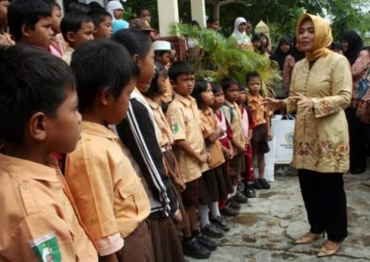 Dua Ribu Pelajar Miskin Bontang Susah Ikuti Pelajaran Jarak Jauh