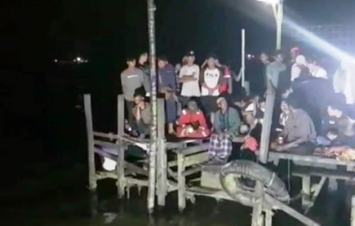 Gadis 14 Tahun Hilang Usai Berenang di Sungai Mahakam