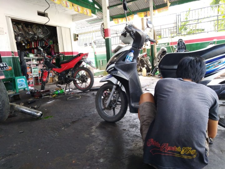 Kendaraan Listrik Lagi Ngtren, Montir Ikutan Upgrade Keahlian
