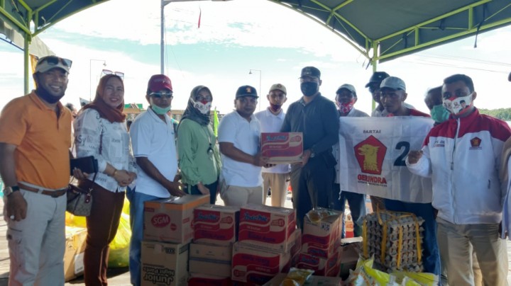 DPC Gerindra Bontang Salurkan Bantuan ke Korban Kebakaran Bontang Kuala