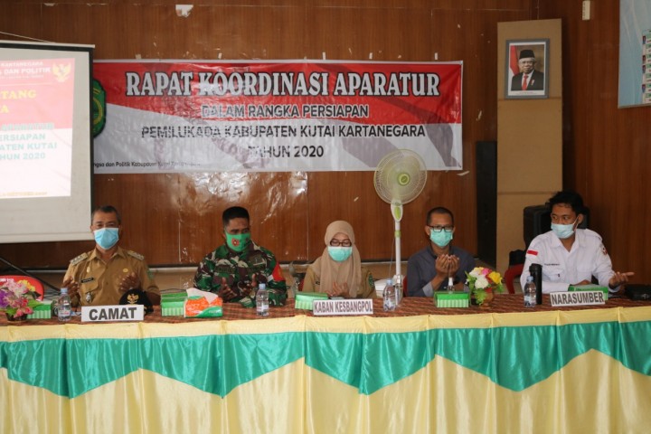 Kepala Kesbangpol Kukar Ingatkan ASN, Kades dan Perangkat Desa Jaga Netralitas