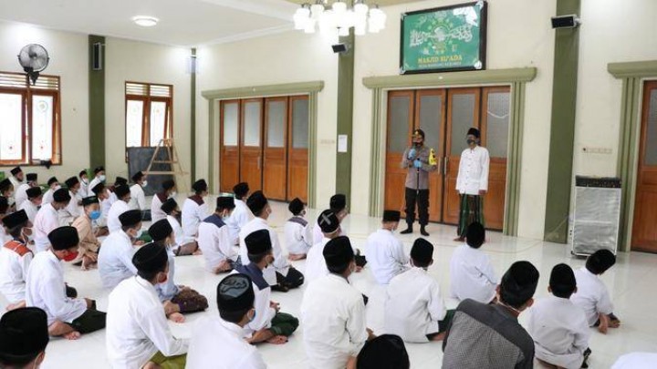 Rahasia Kesembuhan Seluruh Santri Terpapar Covid-19 di Pesantren Kebumen