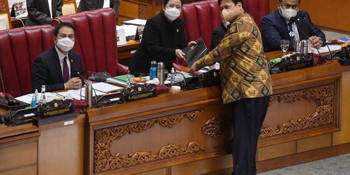 UU Cipta Kerja Disahkan, Amnesty: Pemerintah dan DPR Tak Komitmen Penegakan HAM