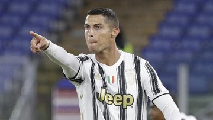 Ronaldo Effect ! Sukses Antarkan Si Nyonya Besar Raih Trofi Supercoppa Italia