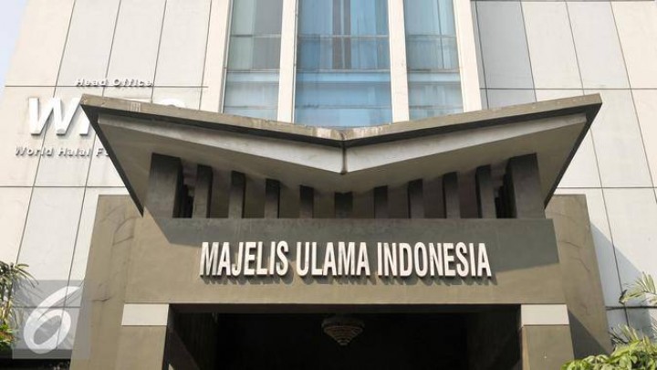 Tegaskan Vaksin Covid-19 Halal, MUI: Jangan Pertentangkan Agama dengan Sains