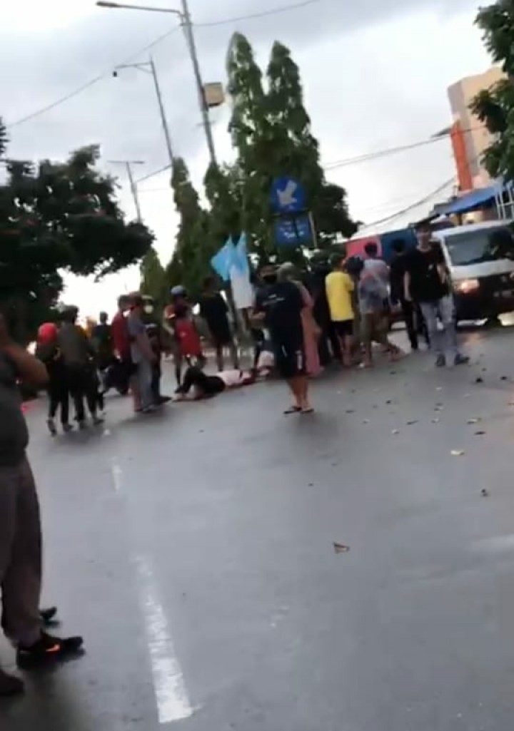 Begini Kronologi Lengkap Kecelakaan di Lok Tuan, Pemotor Dilarikan ke Rumah Sakit