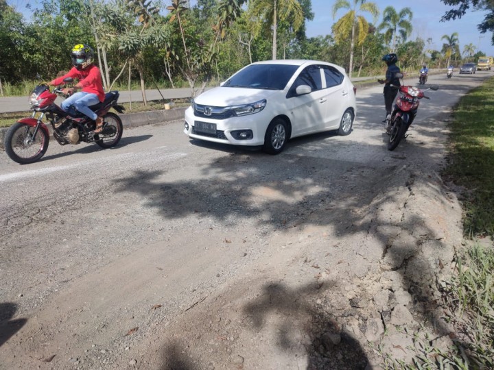 Jalan Rusak di Bontang Lestari Makan Korban, Dewan: Pemkot Jangan Diam