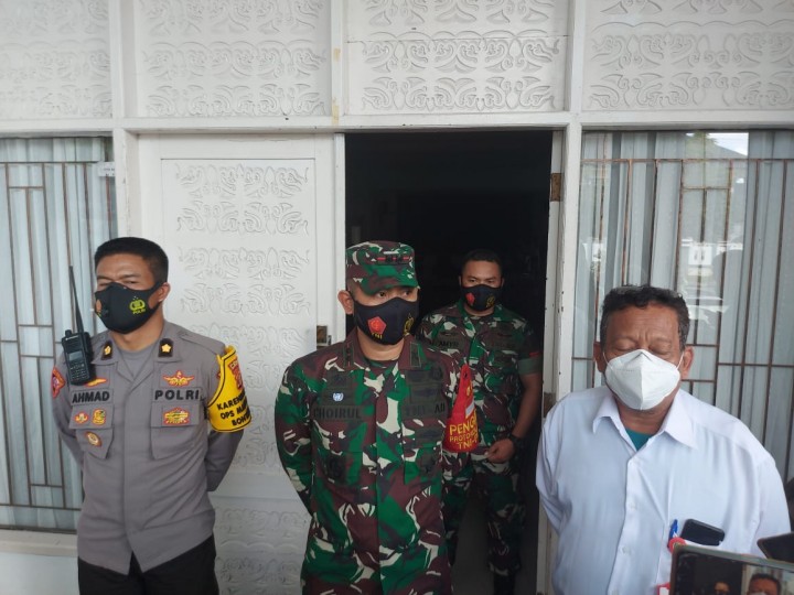 Rumah Warga Positif Covid-19 di Bontang Dipasangi Stiker & Diawasi Relawan RT