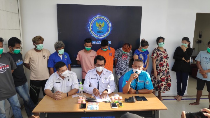 Terungkap ! Ini Pelanggan Setia dari Jaringan Narkoba Jalan Poros Bontang - Samarinda