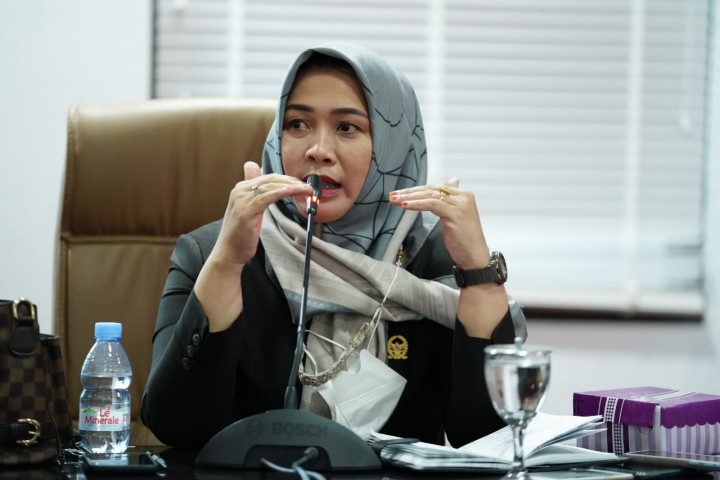 Faisal dan Astuti Kekeh Tolak Pelabuhan Lok Tuan untuk Pemuatan Batu Bara