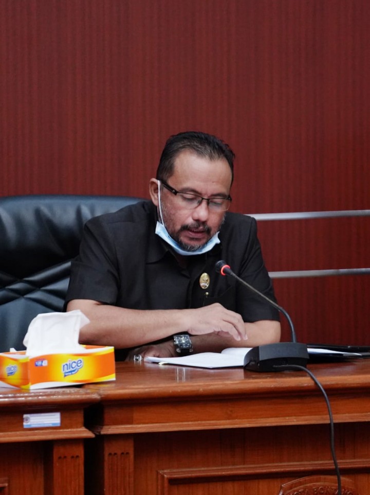 Samad Minta Pemkot Tertibkan Lapak Pinggir Jalan di Pasar Tamrin