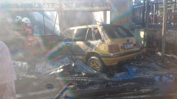 Kebakaran di Bontang, Mobil hingga Rumah Petakan 5 Pintu Ludes