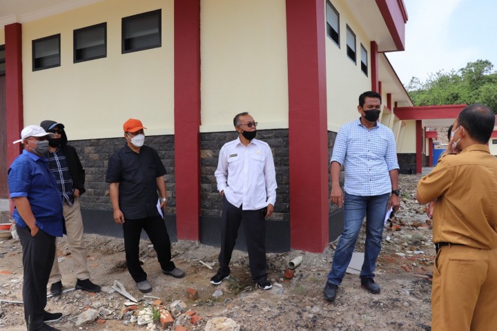 Pansus LKPj Tinjau Proyek Sekolah di Kukar 