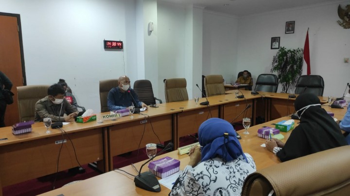 Guru Swasta Pinta ke Dewan, Lobi Pemkot Segera Bayarkan Insentif Mereka