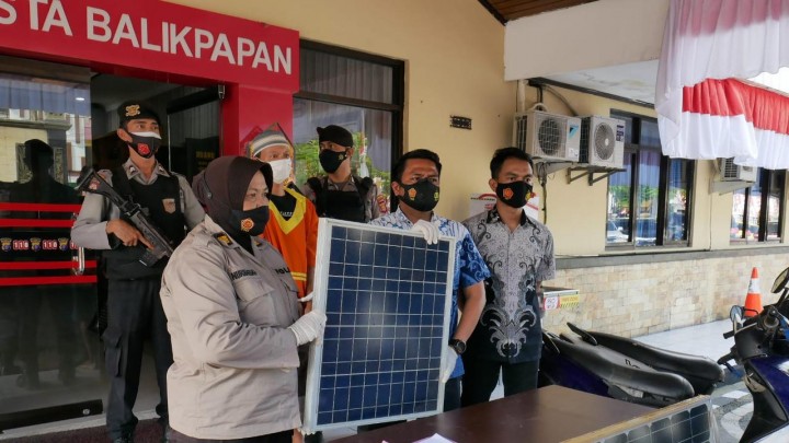 Pemuda di Balikpapan Gondol Puluhan Panel Surya Lampu Jalan, Pemkot Rugi Rp 50 Juta