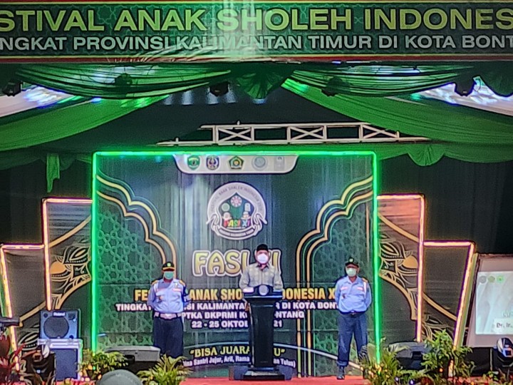 Isran Batal Serahkan Bantuan Simbolis ke Anak Yatim Korban Covid-19