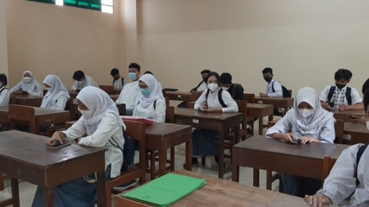 Somasi Pemerintah, Forum Guru Indonesia Tolak PTM