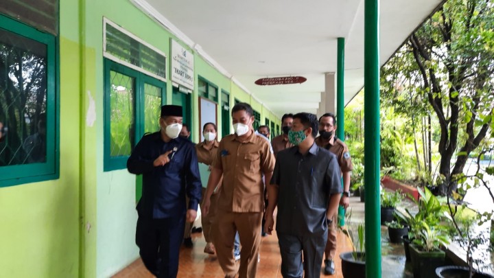 Pastikan Penerapan Prokes Berjalan, Komisi I Tinjau Pelaksanaan PTM  